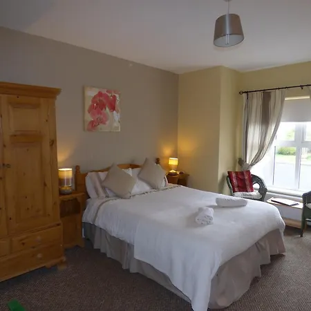 Parkhouse 4* Бунратти